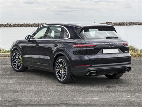 2019 porsche cayenne model years.